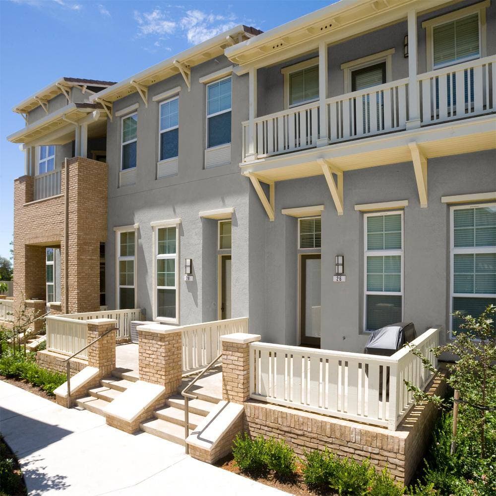 BEHR PRO 1 gal. #PPU8-22 Pier Flat Exterior Paint (4)