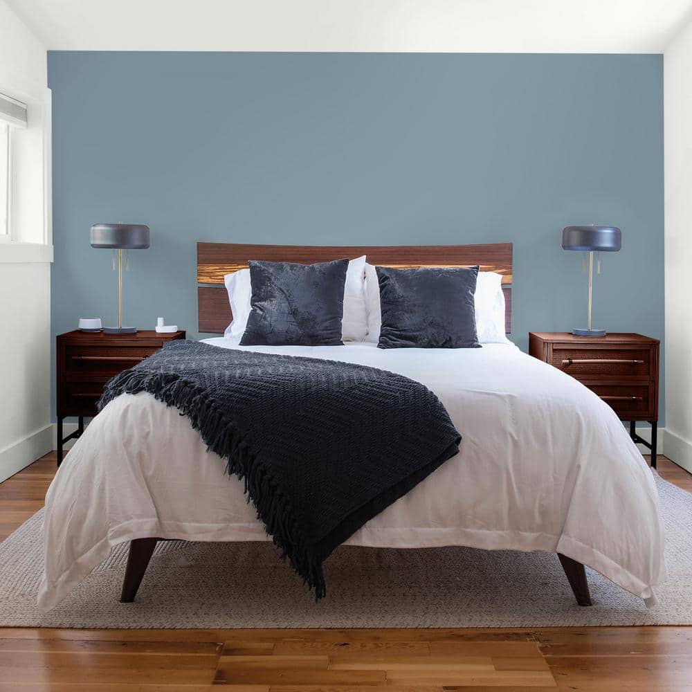 Glidden Premium 1 gal. PPG1153-5 Chalky Blue Flat Interior Latex Paint (4)