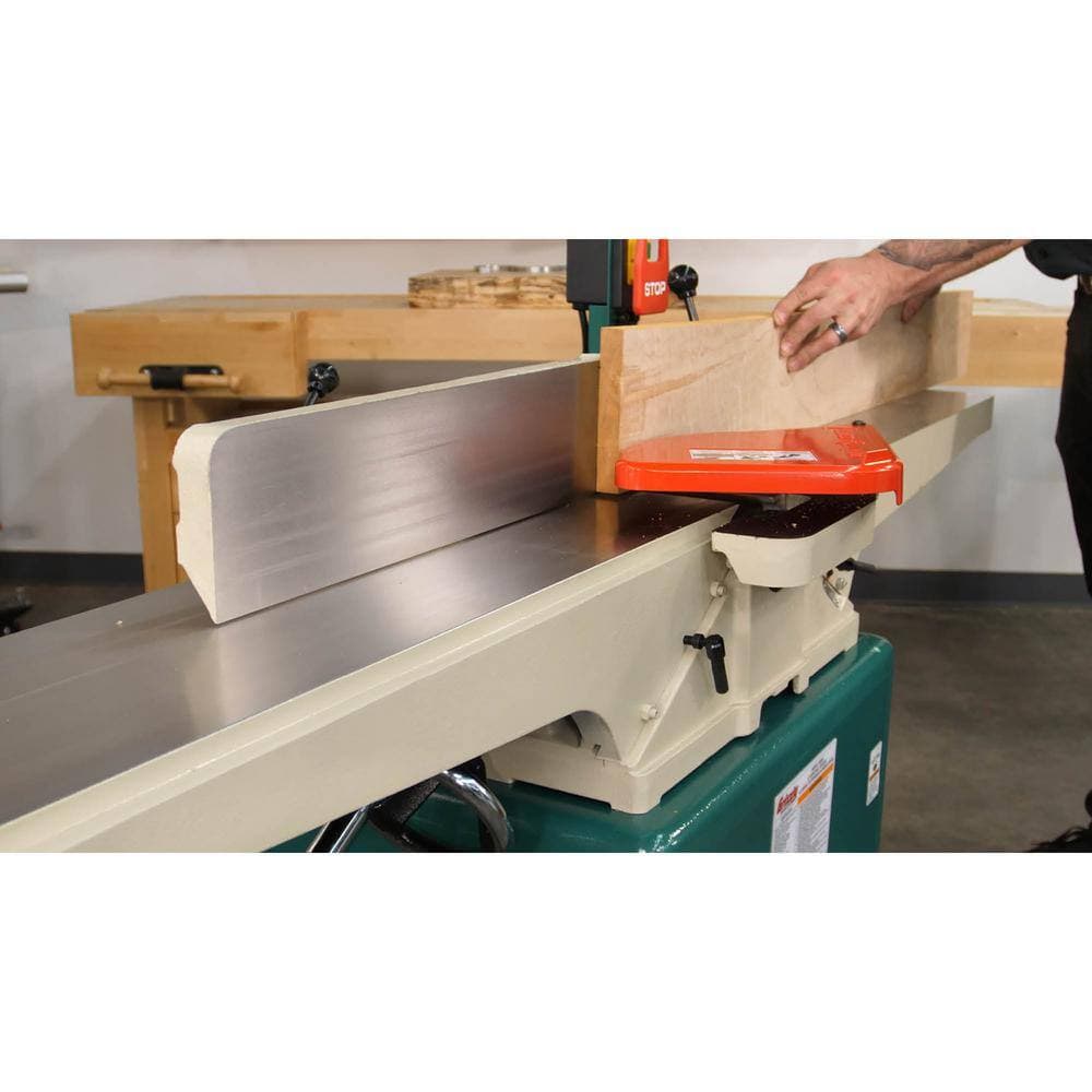 Grizzly Industrial 12 Amp 8 in. Corded Jointer with Built-in Mobile Base (3)