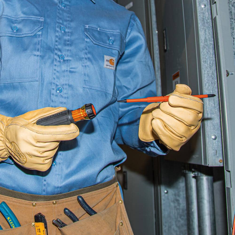 Klein Tools 1/4 in. Flip-Blade Insulated Screwdriver (3)