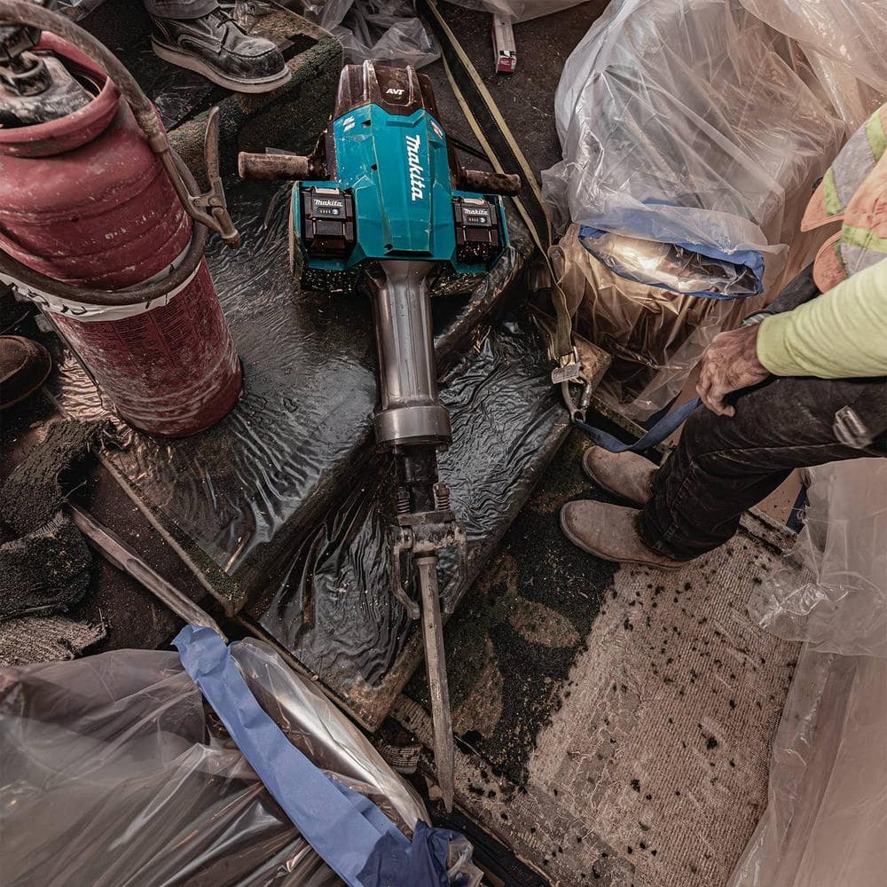 Makita 80V max (40V max X2) XGT Brushless Cordless 70 lb. AVT Breaker Hammer Kit, AWS Capable with 4 Batteries (8.0Ah) (2)