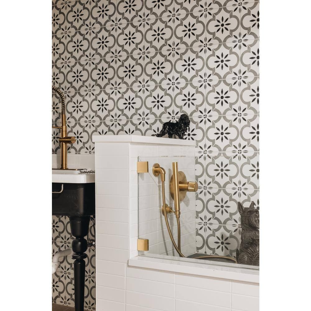 KOHLER Purist Stillness 1/2 in. Brass 90-Degree Wall-Mount Elbow Fitting With Check Valve in Vibrant French Gold (3)