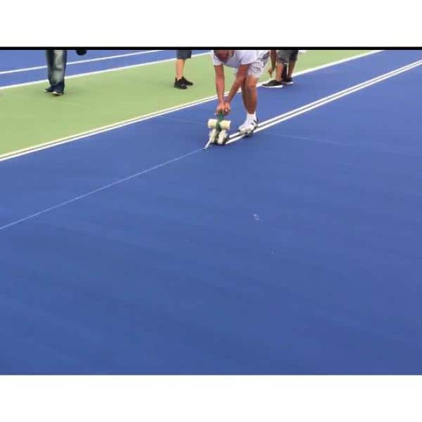 Plush 1 gal. White Tennis Striping Paint (3)