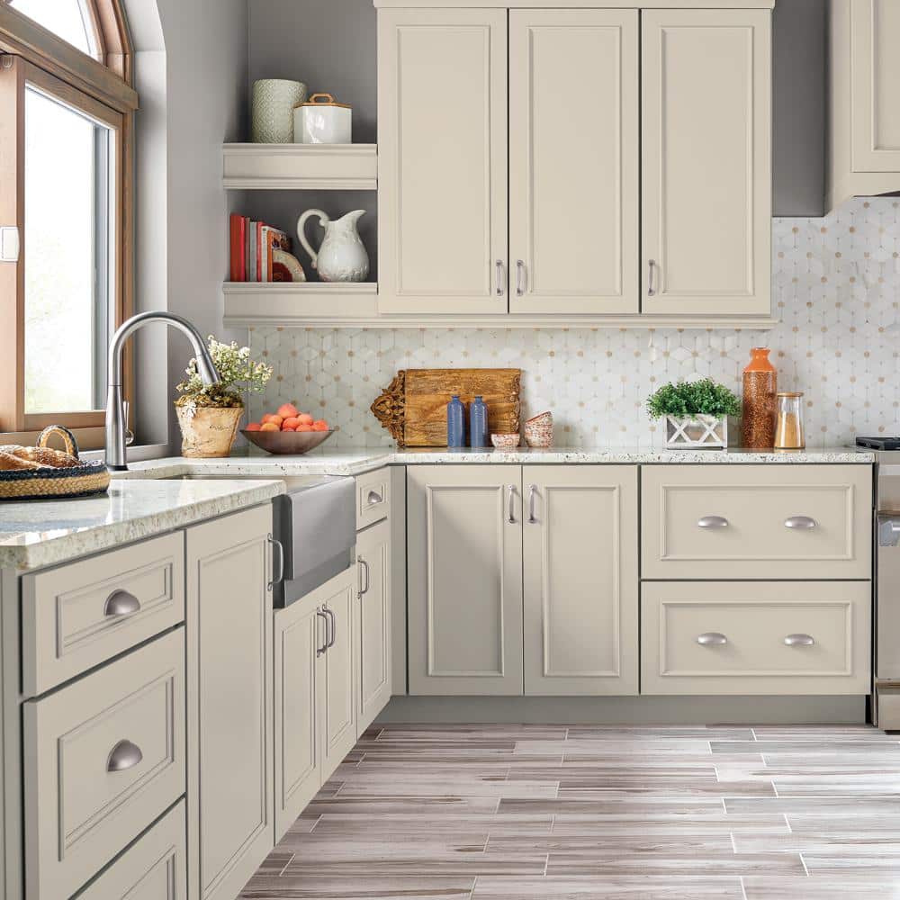 BEHR PREMIUM #23 Enamel Interior/Exterior Cabinet, Door & Trim Paint (4)