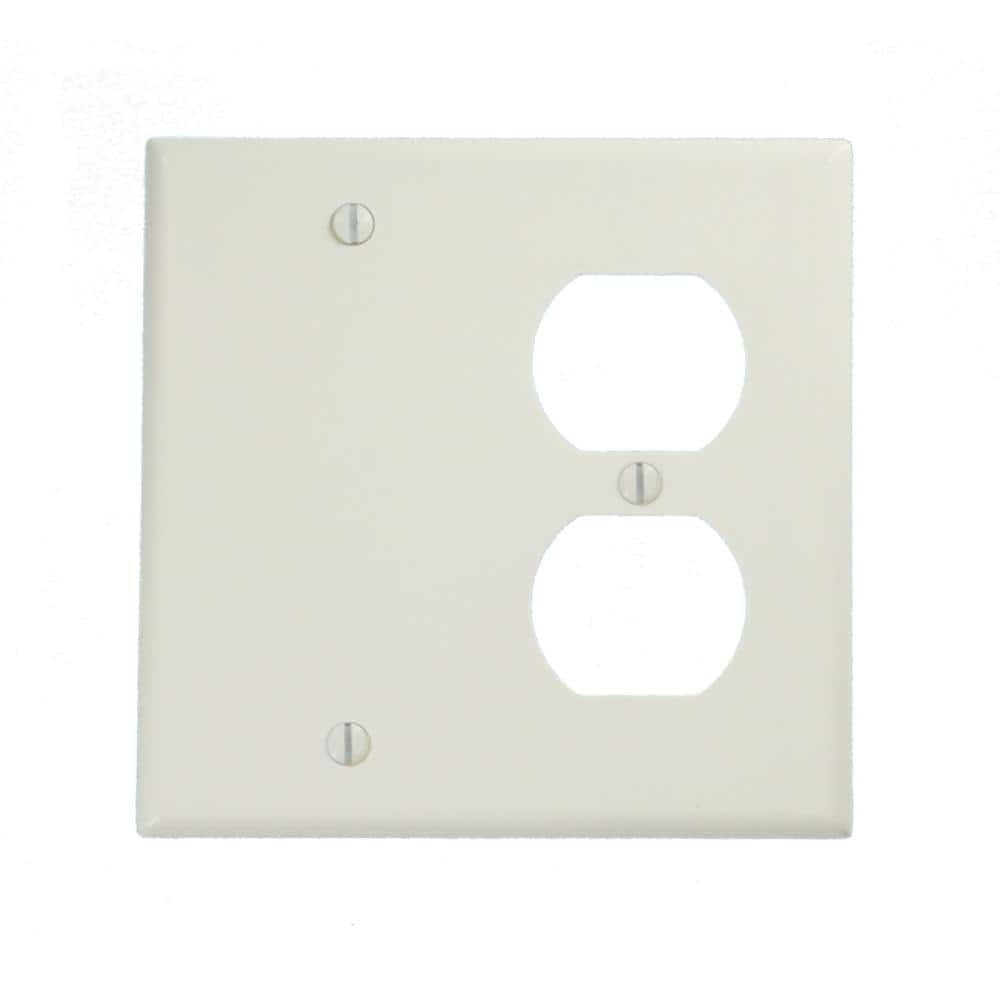 Leviton 2-Gang White 1-Duplex Outlet/Receptacle / 1-Blank Plastic Standard Wall Plate (1-Pack) 88008 (2)