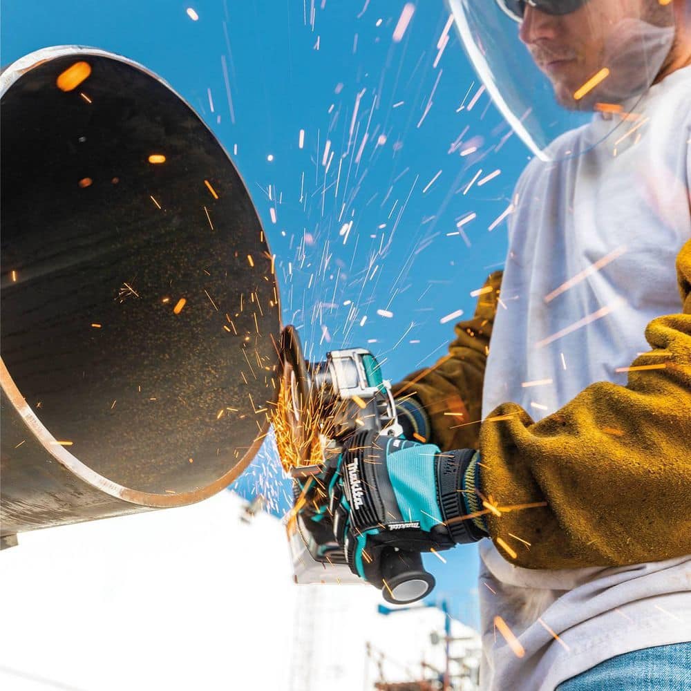Makita 40V max XGT Brushless Cordless 5 in. X-LOCK Angle Grinder, with Electric Brake AWS Capable (Tool Only) (2)