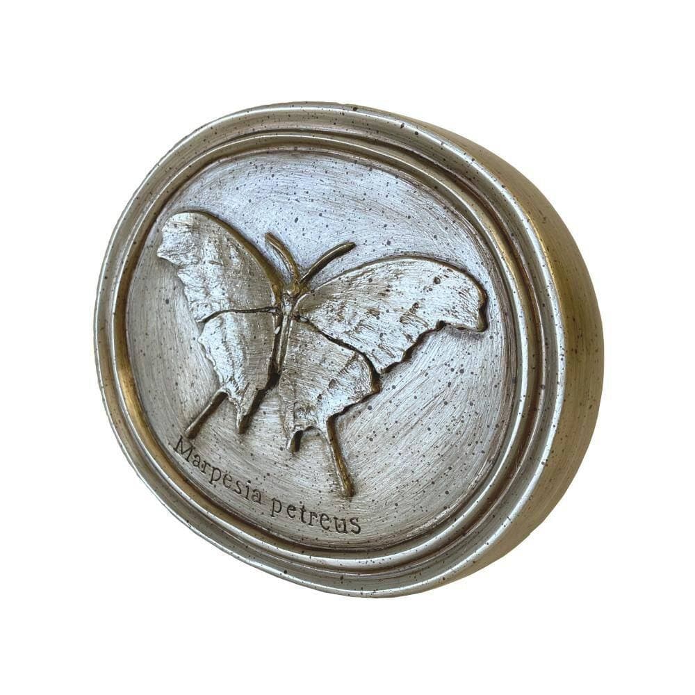 Unbranded Cristal Color Resin 8 in. W x 7 in. H Oval Butterfly Plaque Home Wall Decor Single Piece (2)
