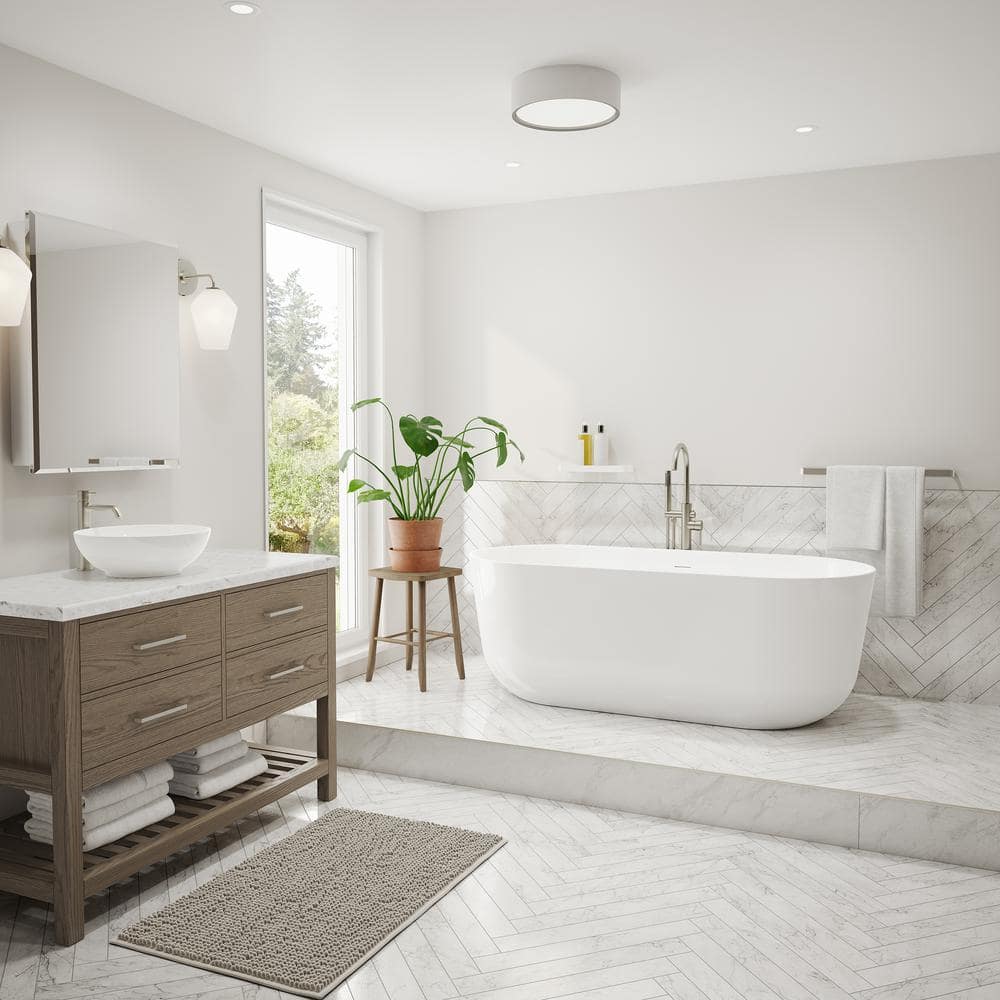 MAAX Malindi 67 in. x 30 in. Acrylic Non-Whirlpool Flatbottom Freestanding Bathtub with Center Drain in White
