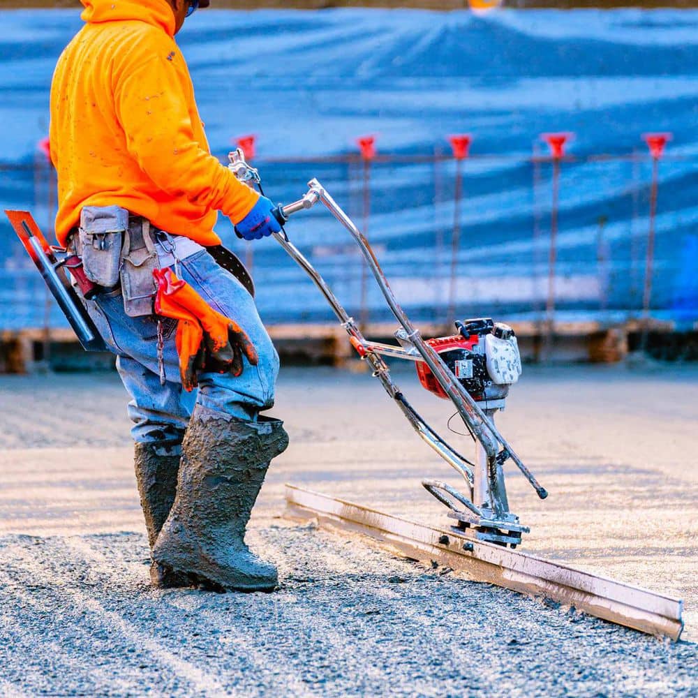 Tomahawk Power 1.6 HP Honda Gas Power Vibrating Concrete Finishing Screed with 4 ft. Magnesium Board Straight Edge (2)