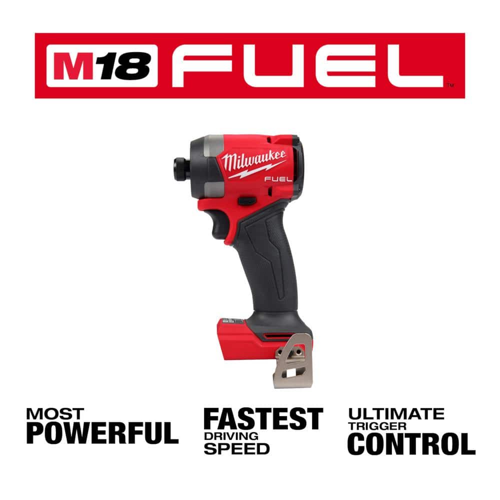 Milwaukee M18 18V Lith-Ion PACKOUT 6-Port Rapid Charger w/ 1/4 in. Impact Driver (2)