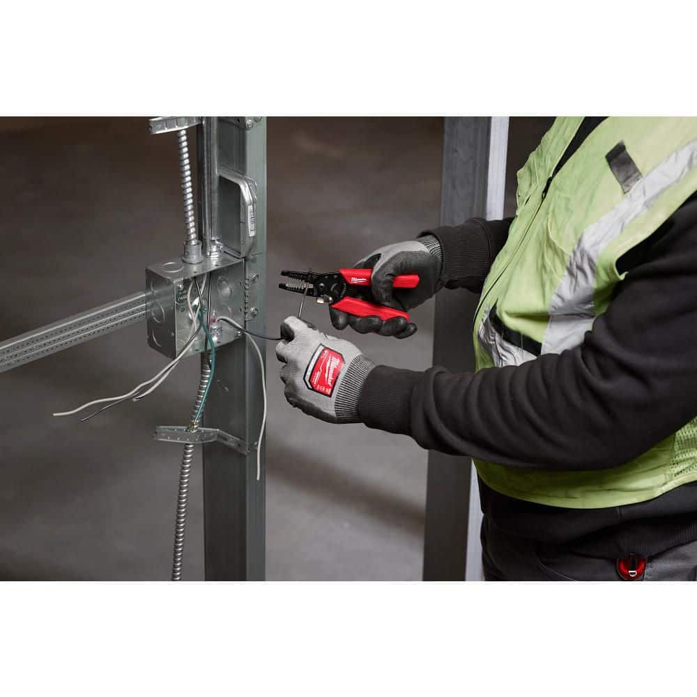Milwaukee 10-24 AWG Compact Wire Stripper/Cutter with Comfort Grip (3)