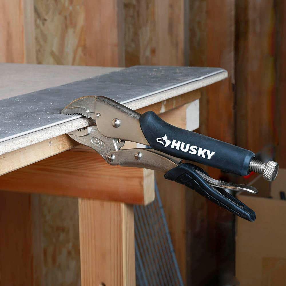 Husky 7 in. Straight Jaw Locking Pliers With Rubber Grip (4)