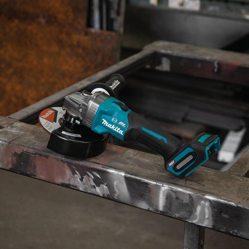 Makita 40V Max XGT Brushless Cordless 6 in. Angle Grinder, with Electric Brake (Tool Only) (3)