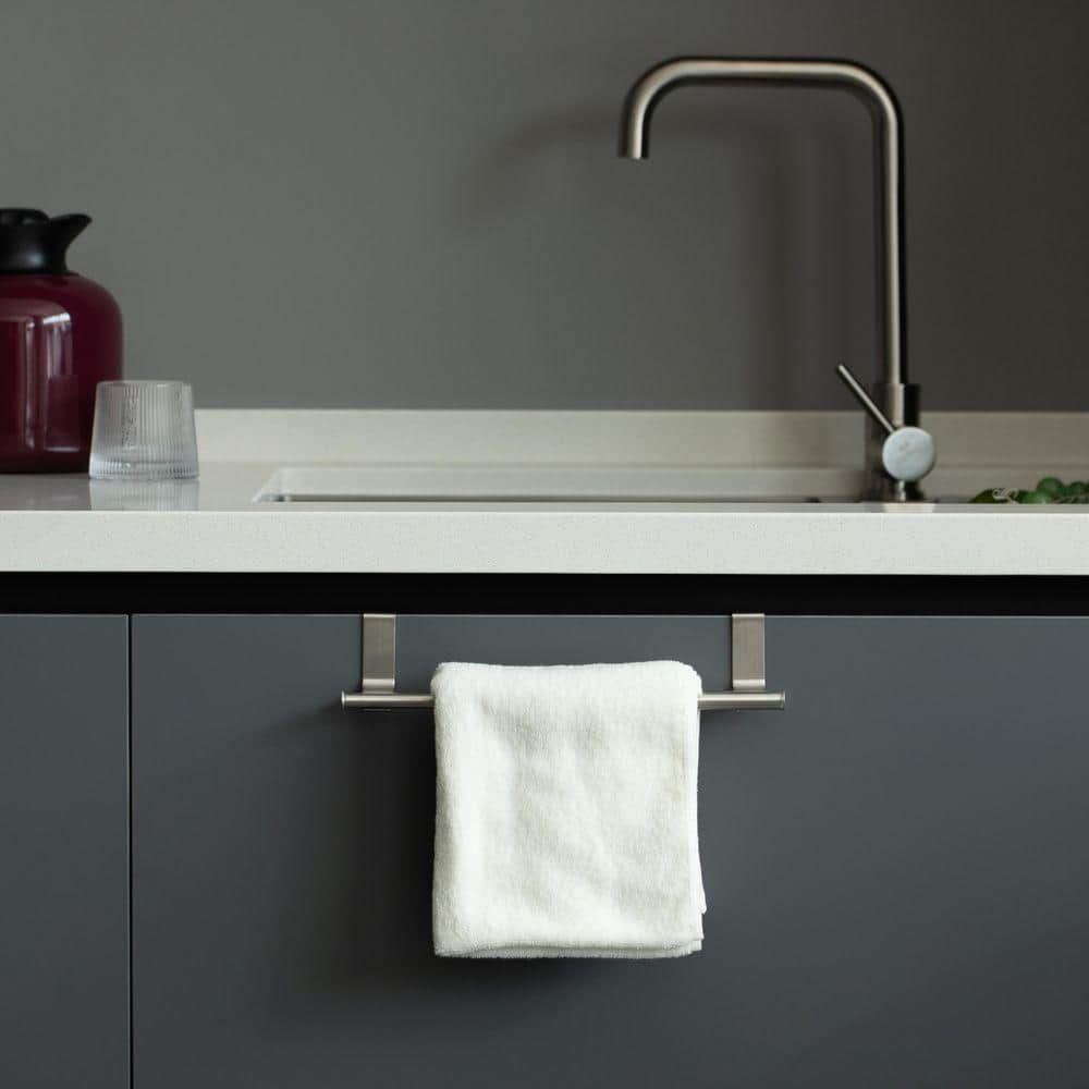 Basicwise Chrome Over the Door Extendable Towel Holder Rack for the Kitchen, Vanity, and Bathroom (2)