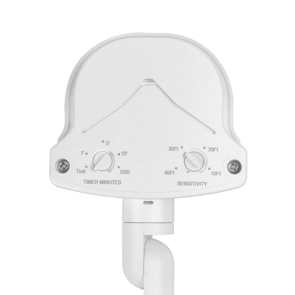 Defiant 240-Degree White Motion Activated Integrated LED Outdoor Triple Head Flood Light (3)