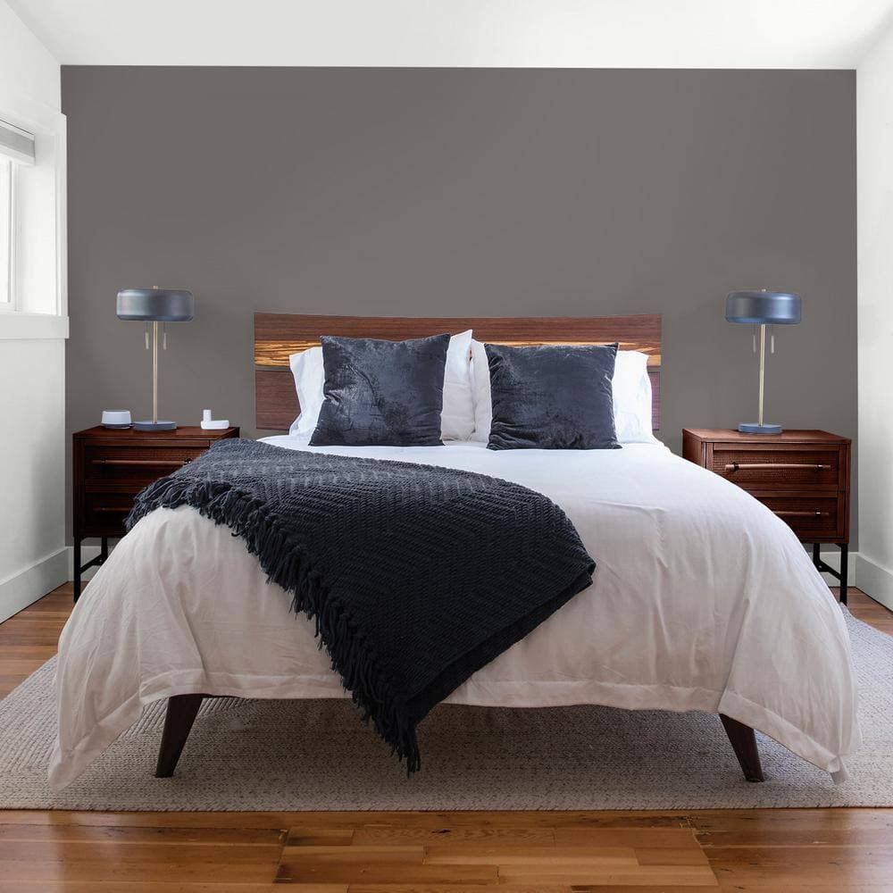 Glidden Diamond 1 gal. Gibraltar Gray PPG1002-6 Flat Interior Paint with Primer (4)