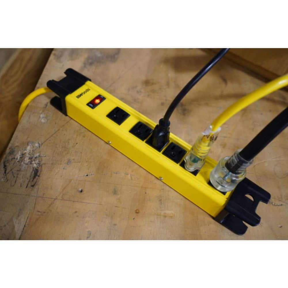 Woods 6-Outlet Metal Power Strip 10 ft. Cord (2)