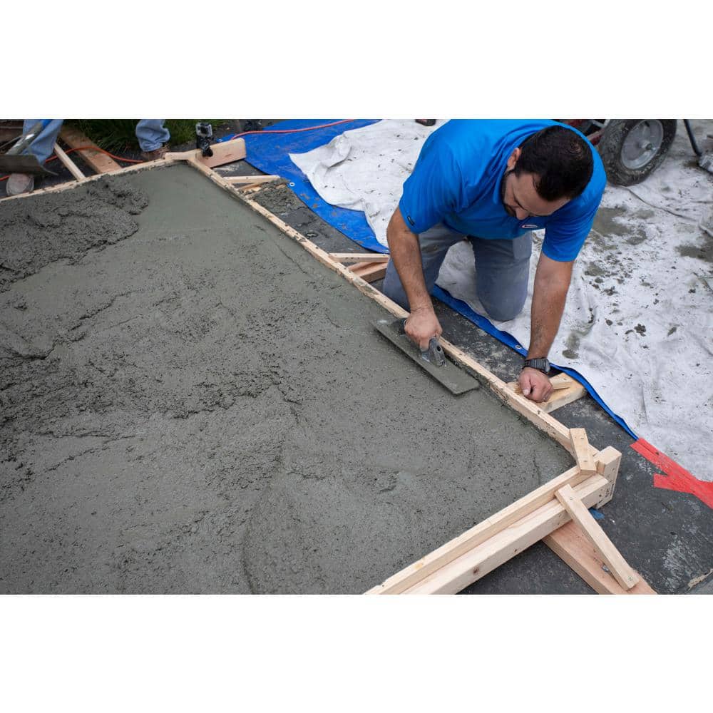 Rapid Set 60 lbs. 24/6 Fast-Setting Concrete Mix (3)