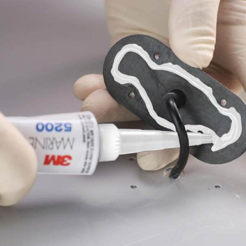 3M 3 oz. Marine Fast Cure Adhesive Sealant (3)