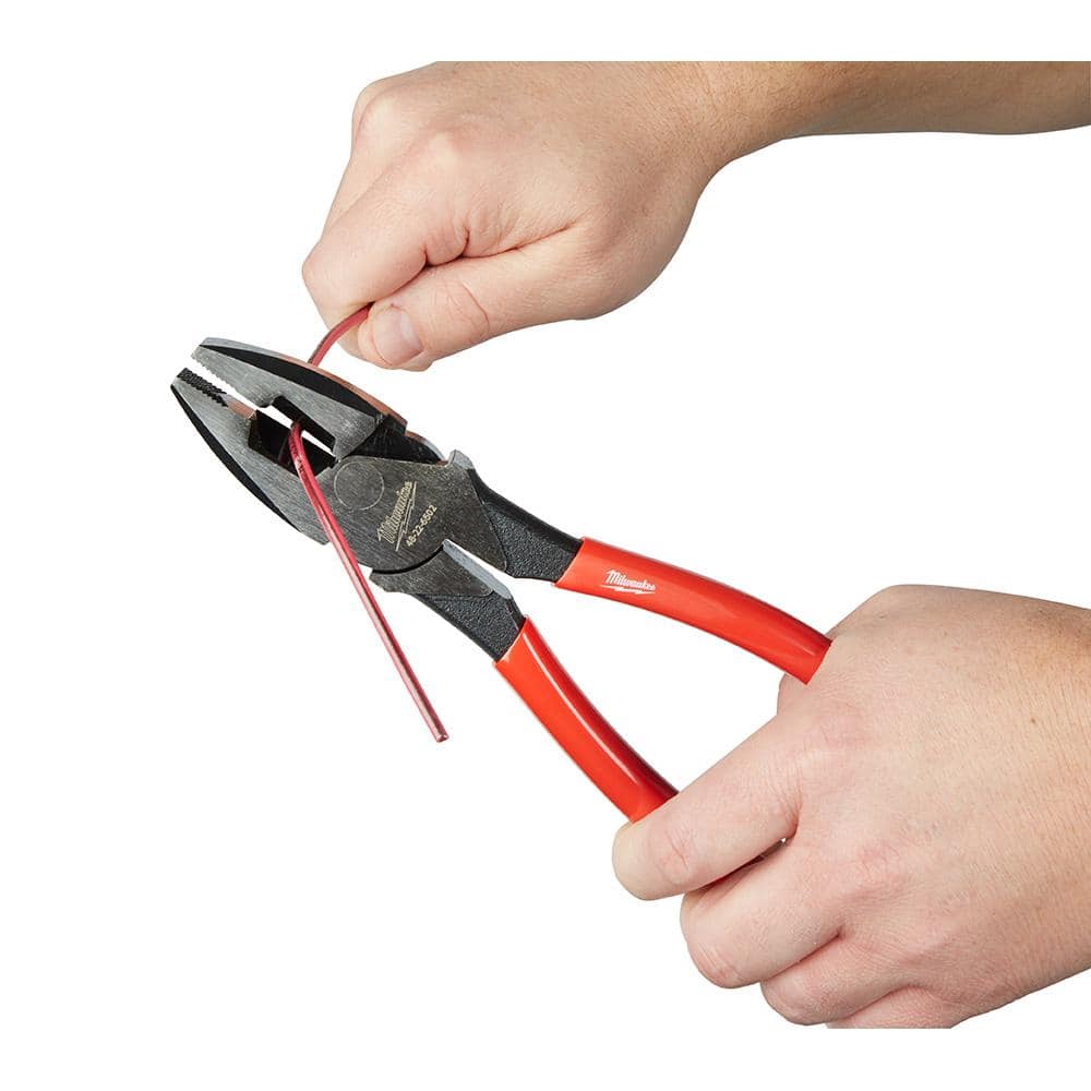 Milwaukee 9 in. High-Leverage Lineman Pliers (3)