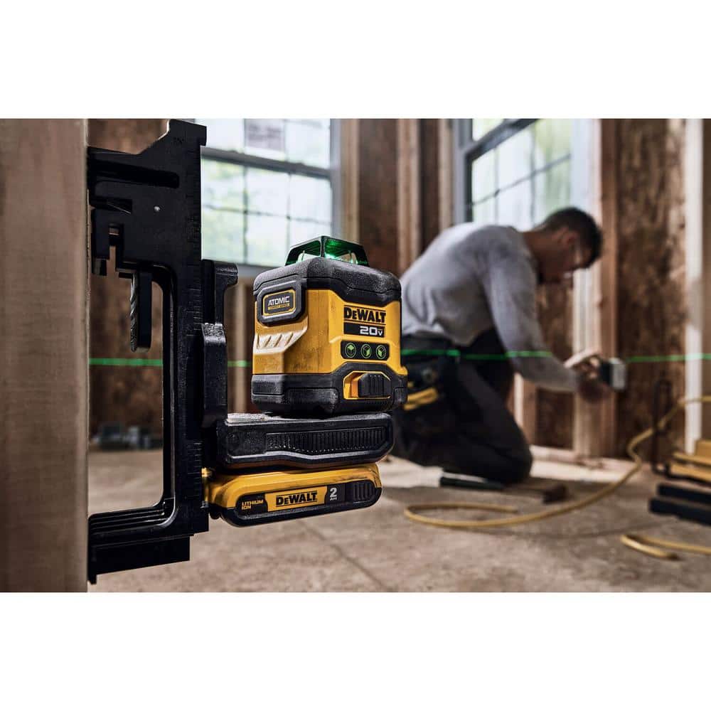 DEWALT 20-V Lithium-Ion 3-Plane Beam 360° 130 ft. Laser Level Kit with 2.0Ah Battery, Charger, and Case (3)