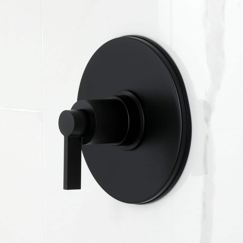Kingston Brass NuvoFusion 1-Handle 1-Spray Tub and Shower Faucet 1.8 GPM in Matte Black (3)